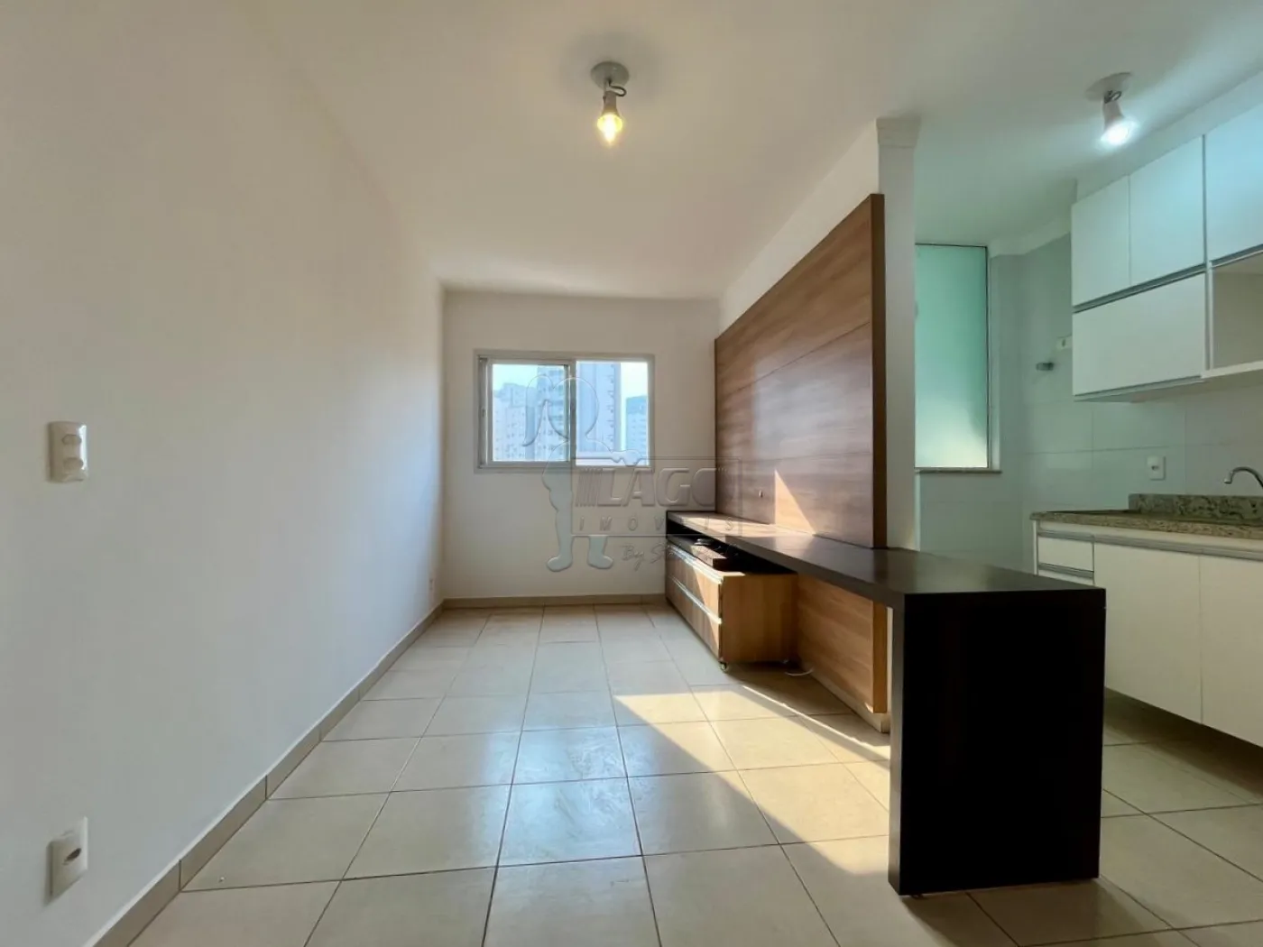 Alugar Apartamento / Padrão em Ribeirão Preto R$ 1.300,00 - Foto 4