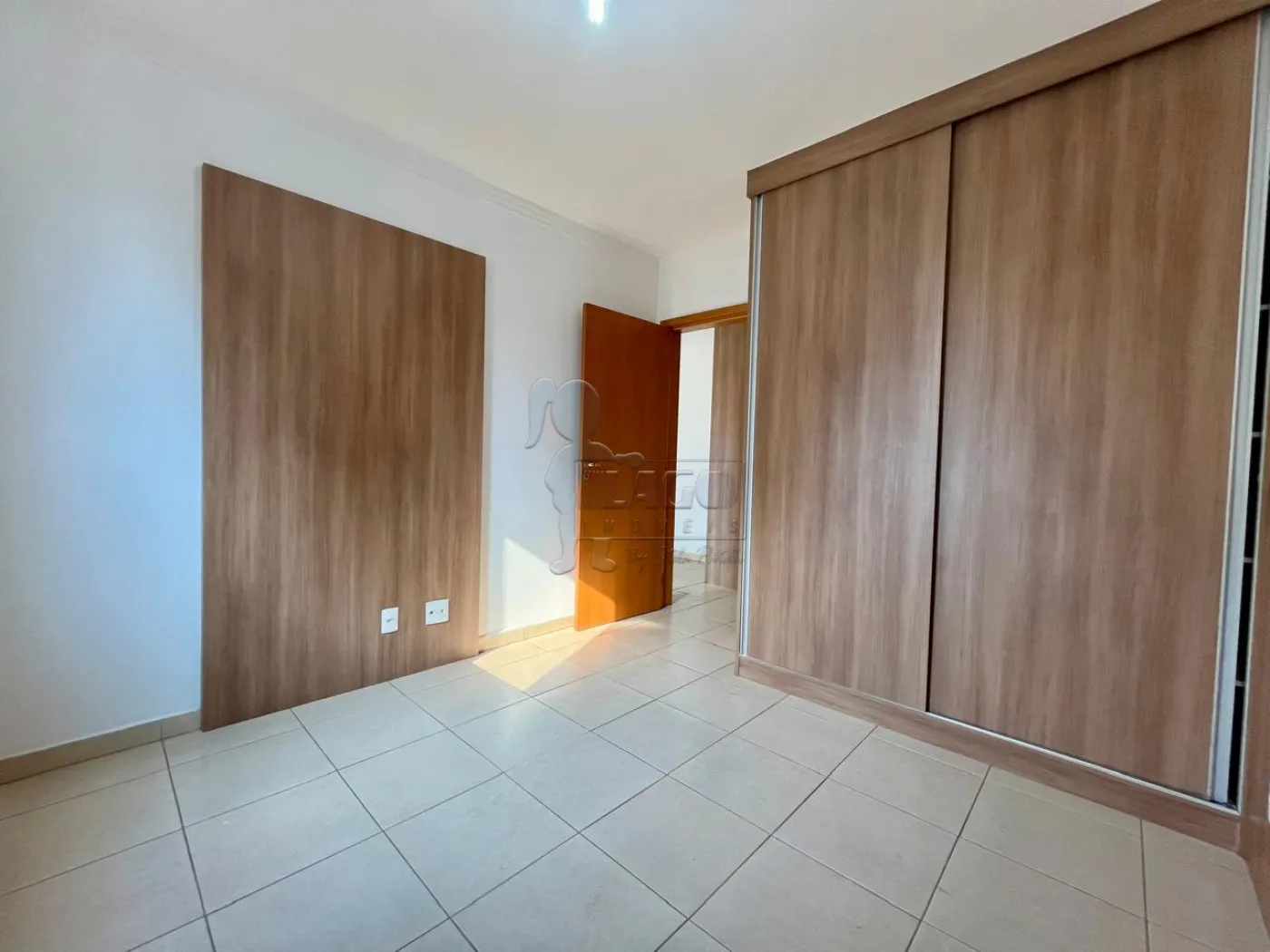 Alugar Apartamento / Padrão em Ribeirão Preto R$ 1.300,00 - Foto 11