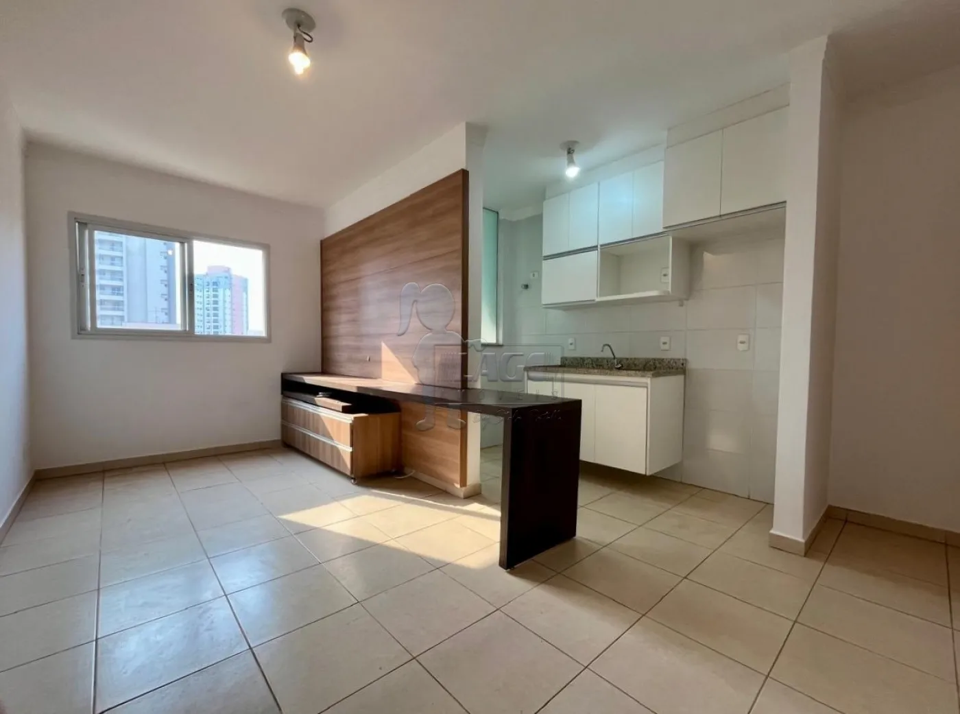 Alugar Apartamento / Padrão em Ribeirão Preto R$ 1.300,00 - Foto 2