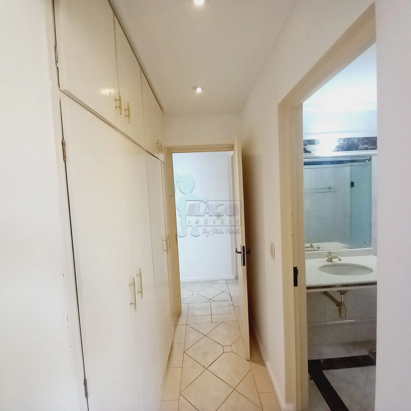 Alugar Apartamento / Padrão em Ribeirão Preto R$ 1.100,00 - Foto 2