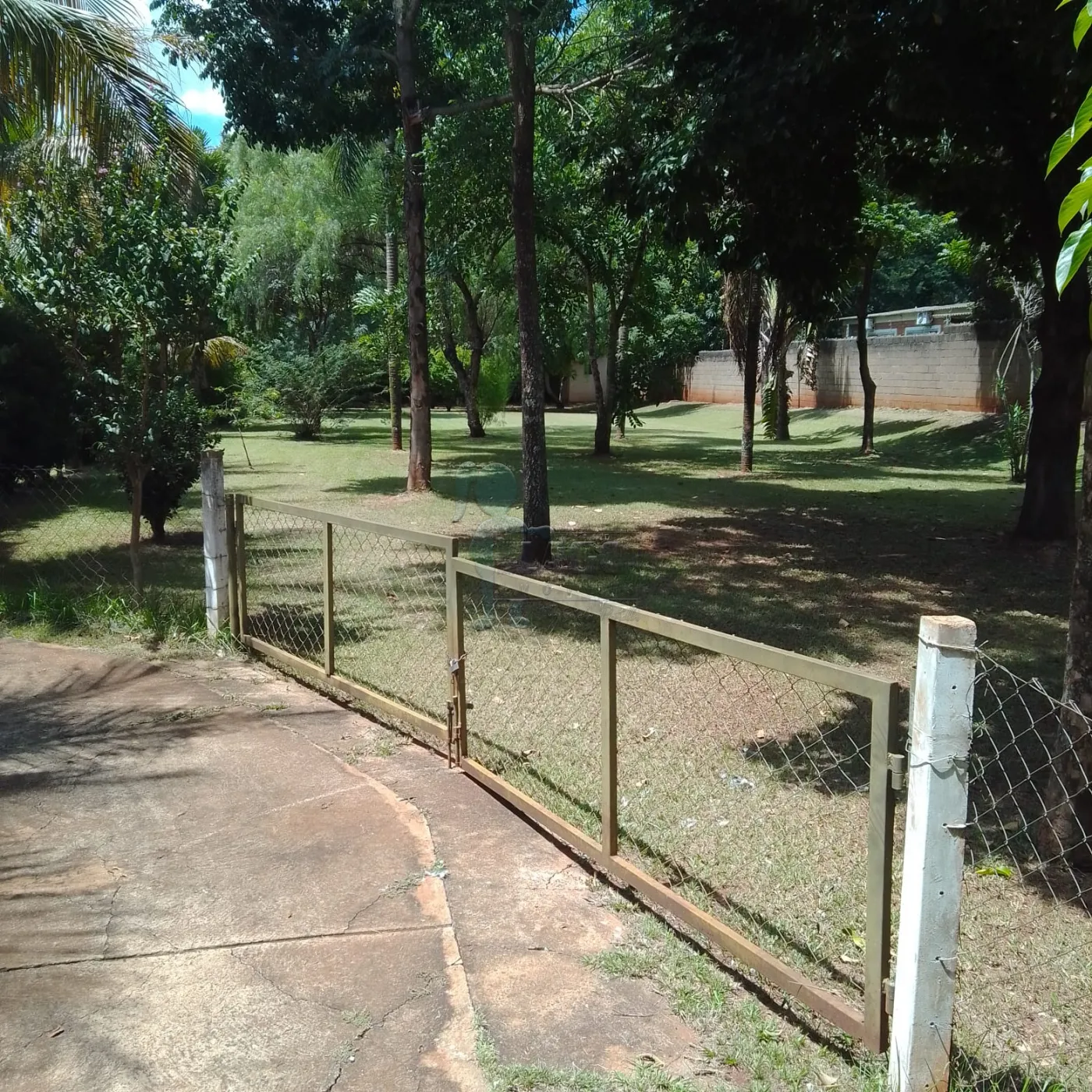 Comprar Terreno / Padrão em Ribeirão Preto R$ 490.000,00 - Foto 1