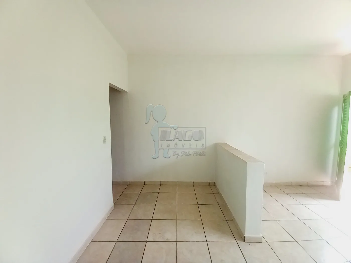 Alugar Casa / Padrão em Ribeirão Preto R$ 990,00 - Foto 4