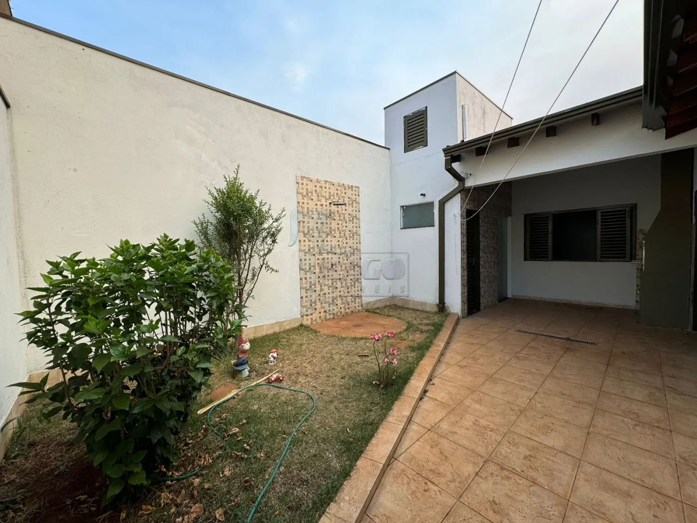 Comprar Casa / Padrão em Ribeirão Preto R$ 440.000,00 - Foto 5