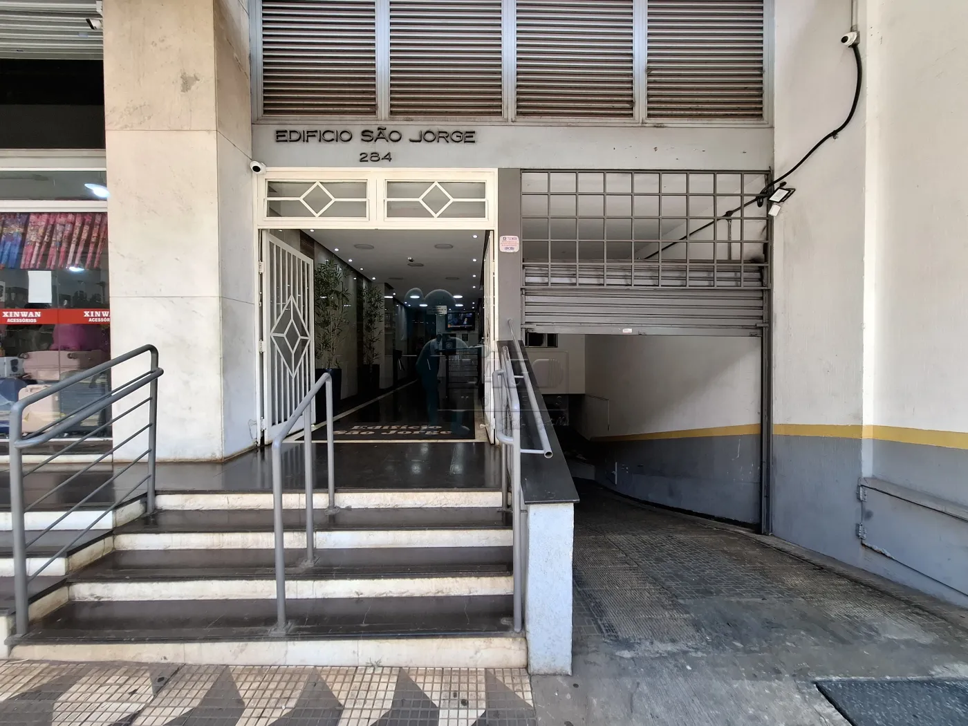 Alugar Comercial condomínio / Sala comercial em Ribeirão Preto R$ 569,51 - Foto 1