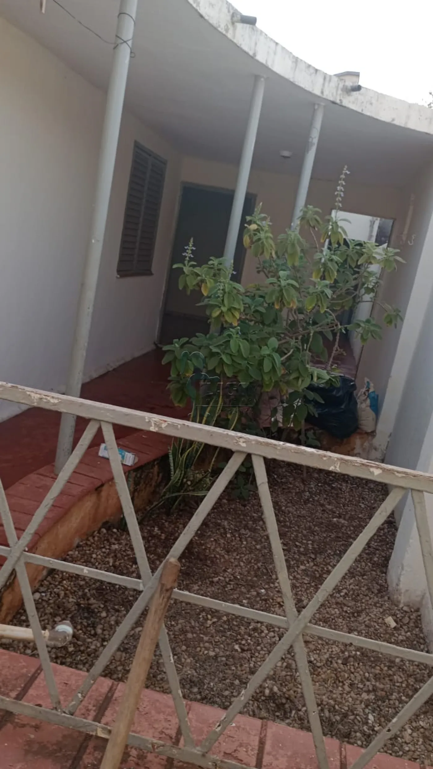 Alugar Casa / Padrão em Ribeirão Preto R$ 841,14 - Foto 12