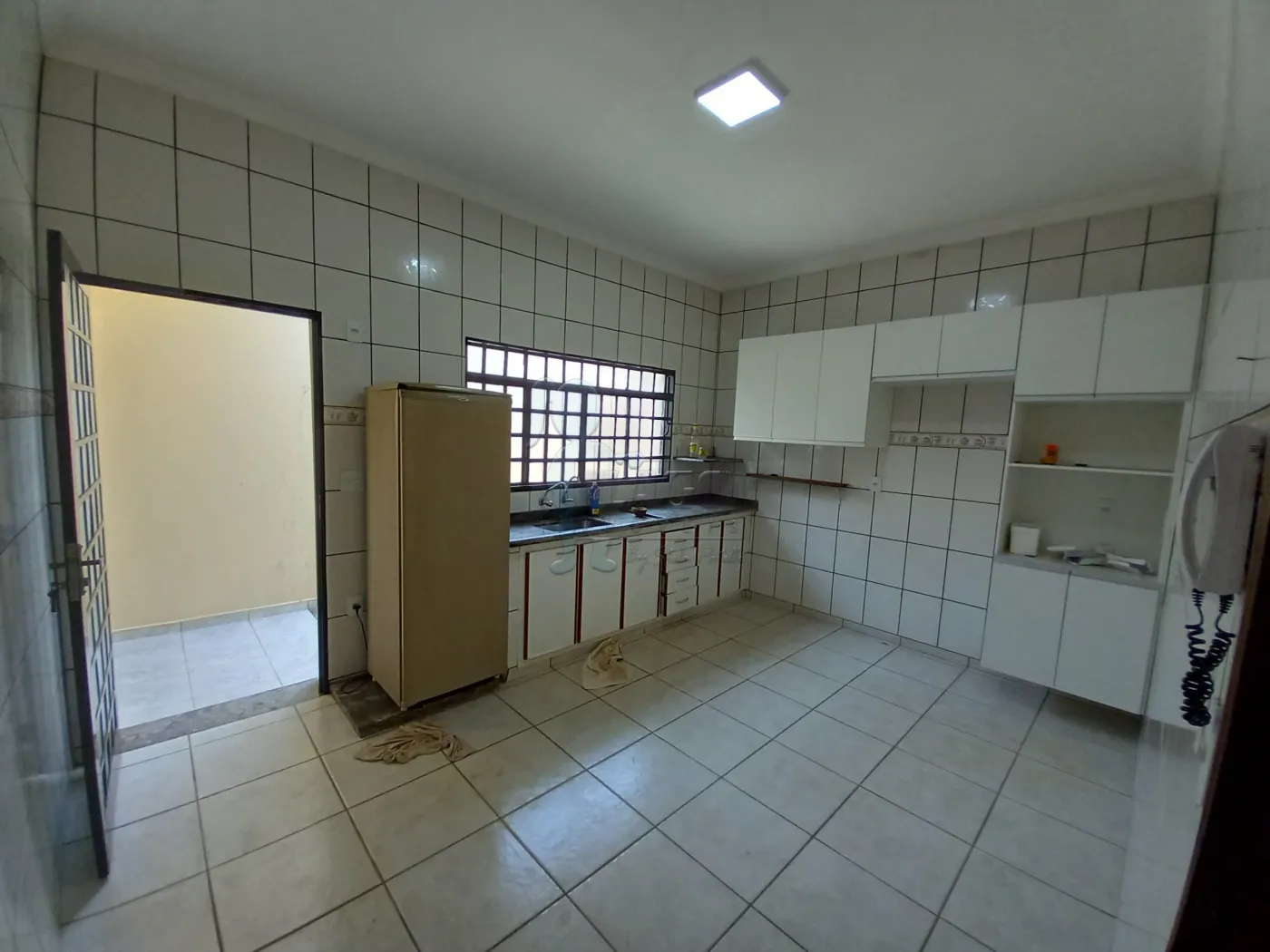 Alugar Casa / Padrão em Ribeirão Preto R$ 2.500,00 - Foto 14