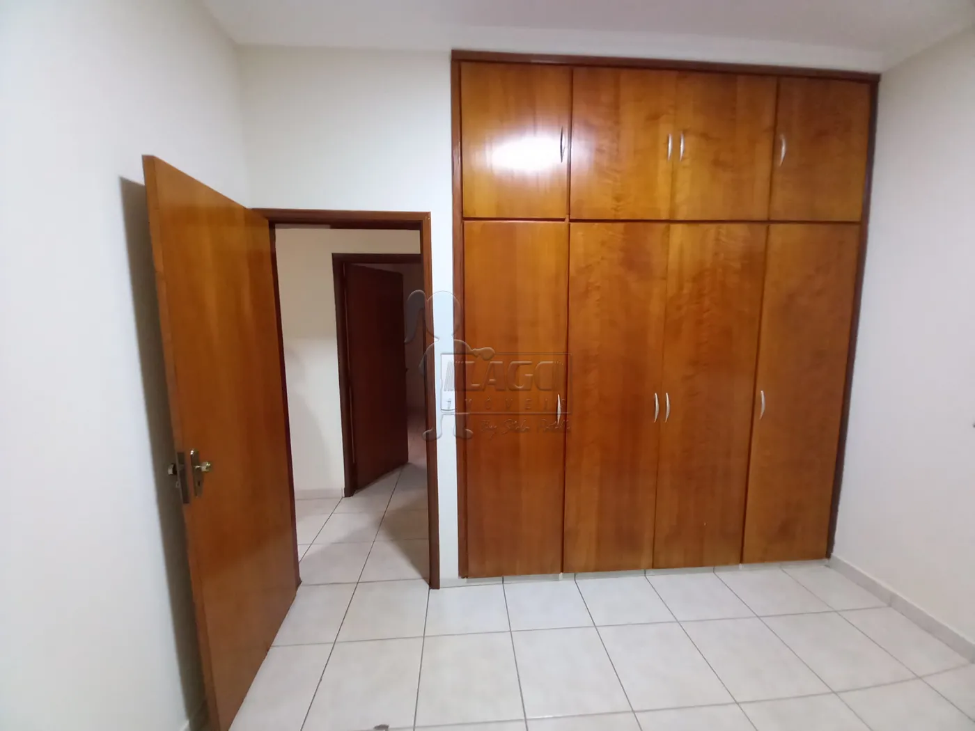 Alugar Casa / Padrão em Ribeirão Preto R$ 2.500,00 - Foto 10