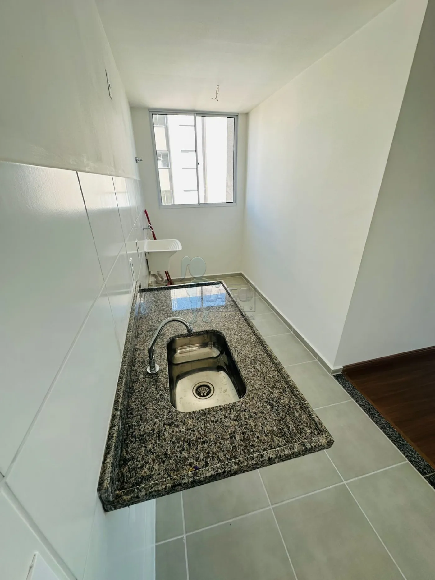 Alugar Apartamento / Padrão em Ribeirão Preto R$ 1.600,00 - Foto 8