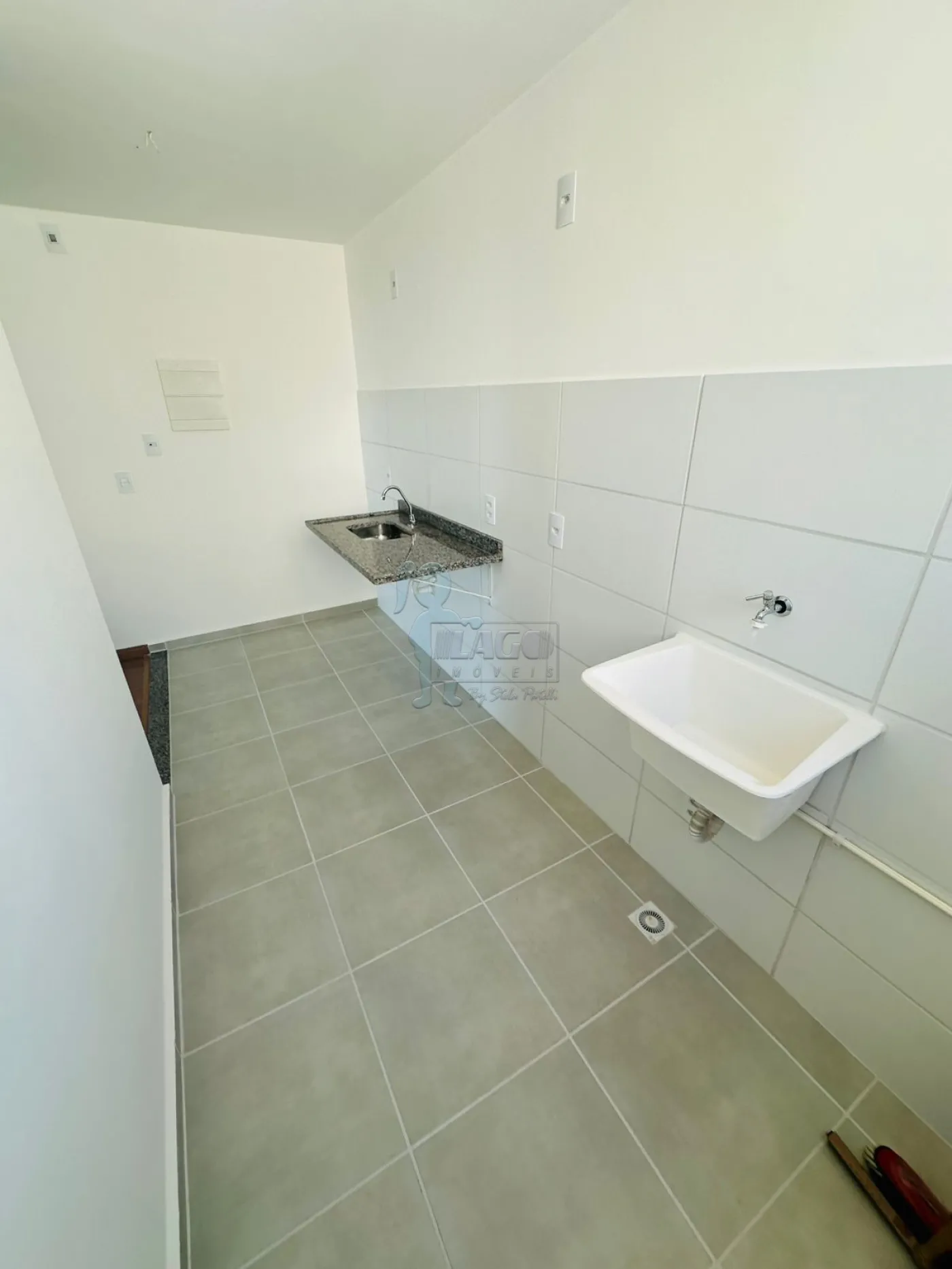 Alugar Apartamento / Padrão em Ribeirão Preto R$ 1.600,00 - Foto 9