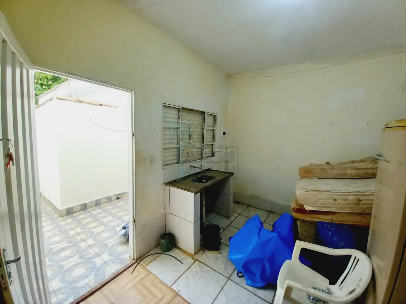 Alugar Casa / Padrão em Ribeirão Preto R$ 850,00 - Foto 11