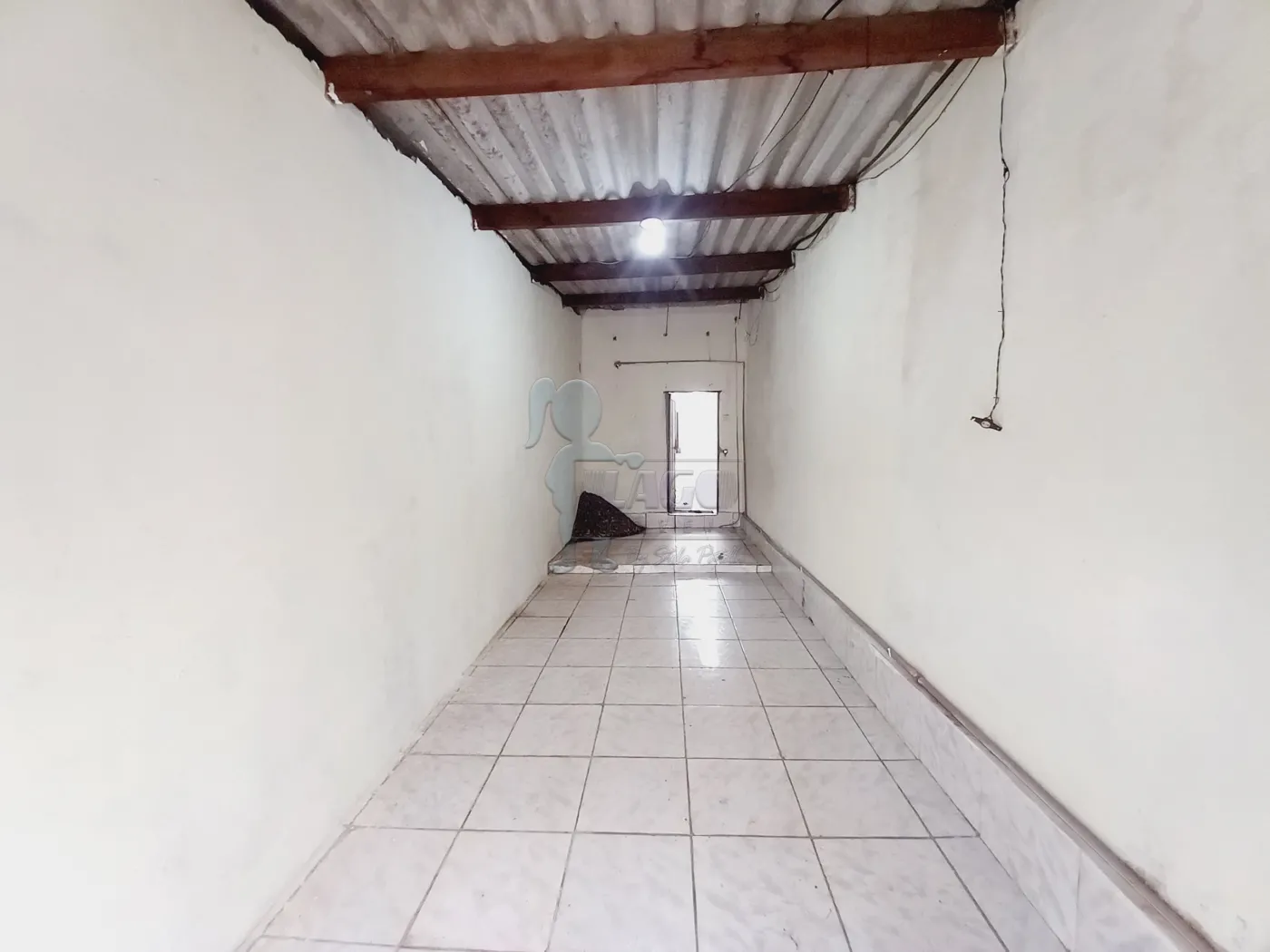 Alugar Casa / Padrão em Ribeirão Preto R$ 850,00 - Foto 4