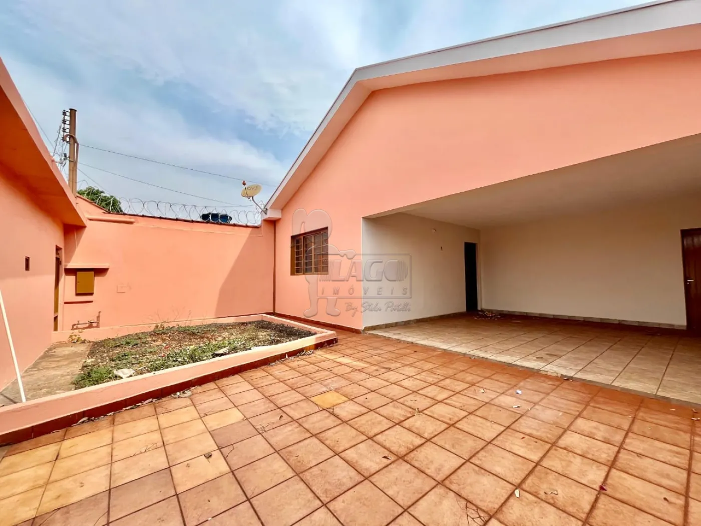 Comprar Casa / Padrão em Ribeirão Preto R$ 410.000,00 - Foto 1