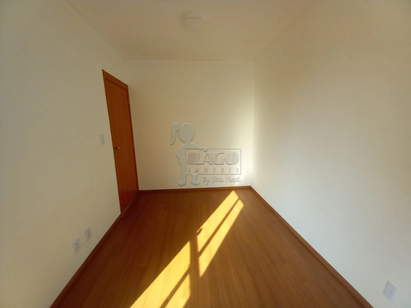 Alugar Apartamento / Padrão em Ribeirão Preto R$ 1.100,00 - Foto 4