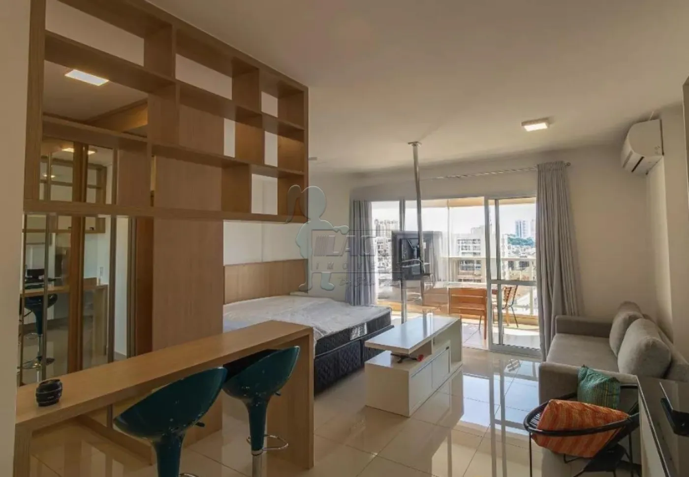 Alugar Apartamento / Padrão em Ribeirão Preto R$ 3.000,00 - Foto 1