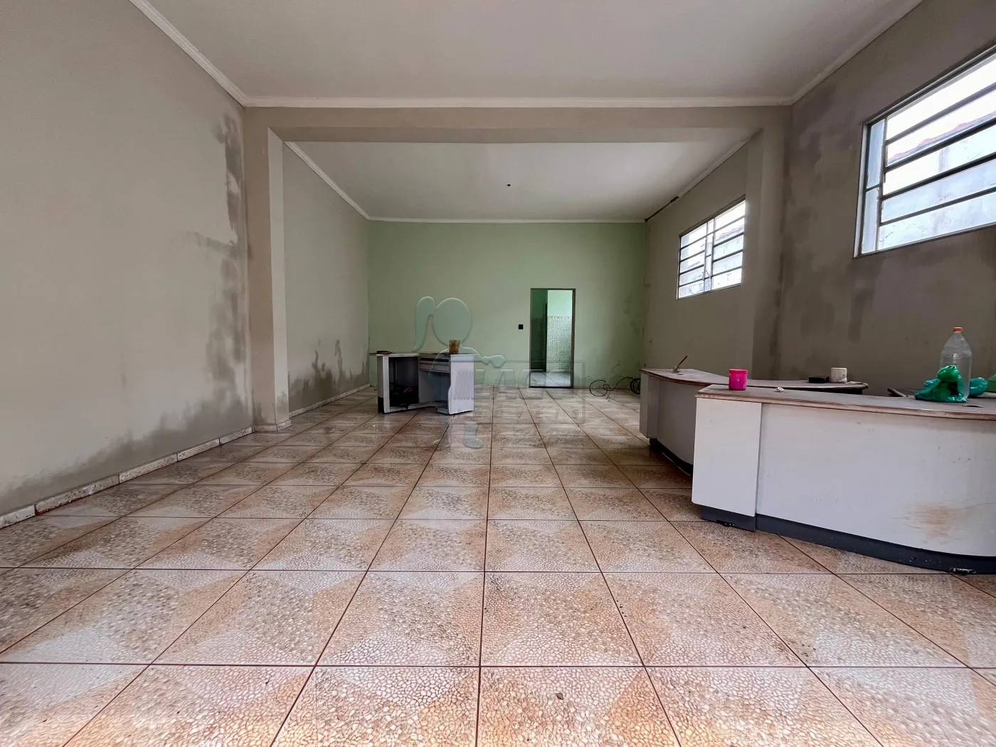 Alugar Comercial padrão / Salão em Ribeirão Preto R$ 2.700,00 - Foto 4