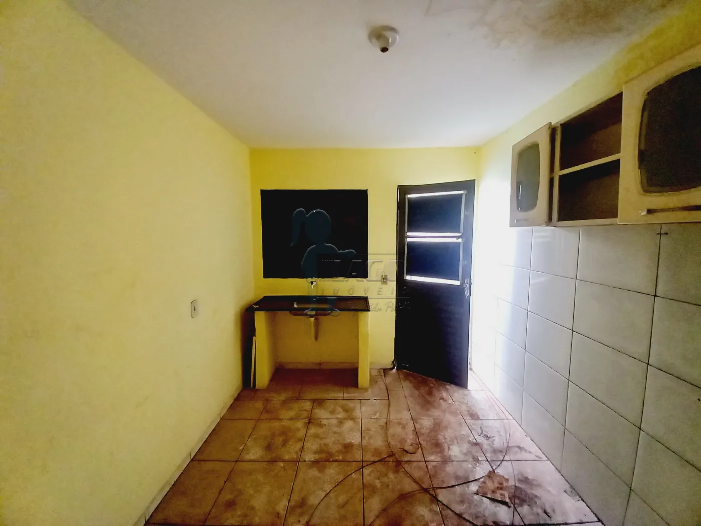 Alugar Casa / Padrão em Ribeirão Preto R$ 550,00 - Foto 8