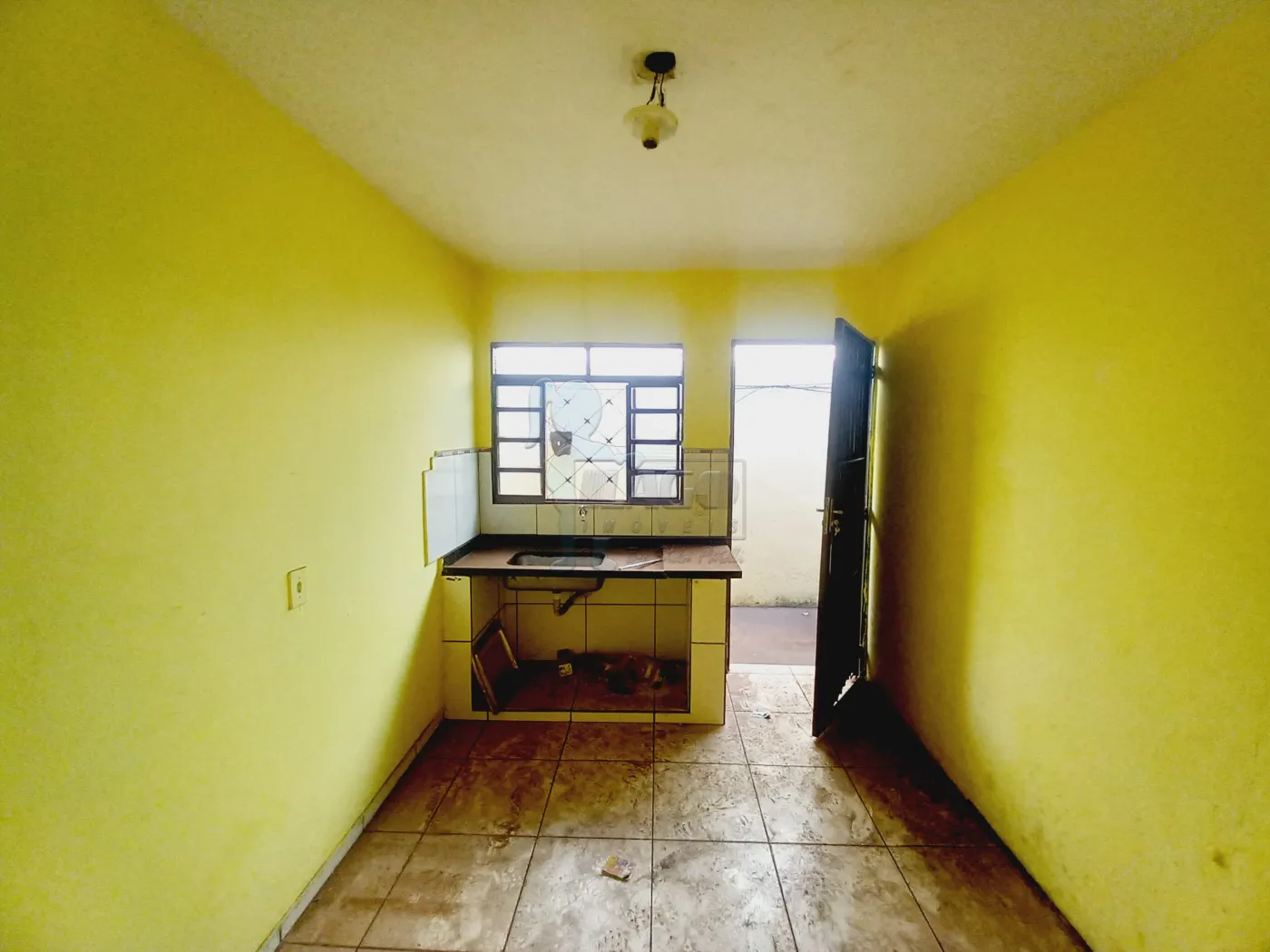 Alugar Casa / Padrão em Ribeirão Preto R$ 550,00 - Foto 10