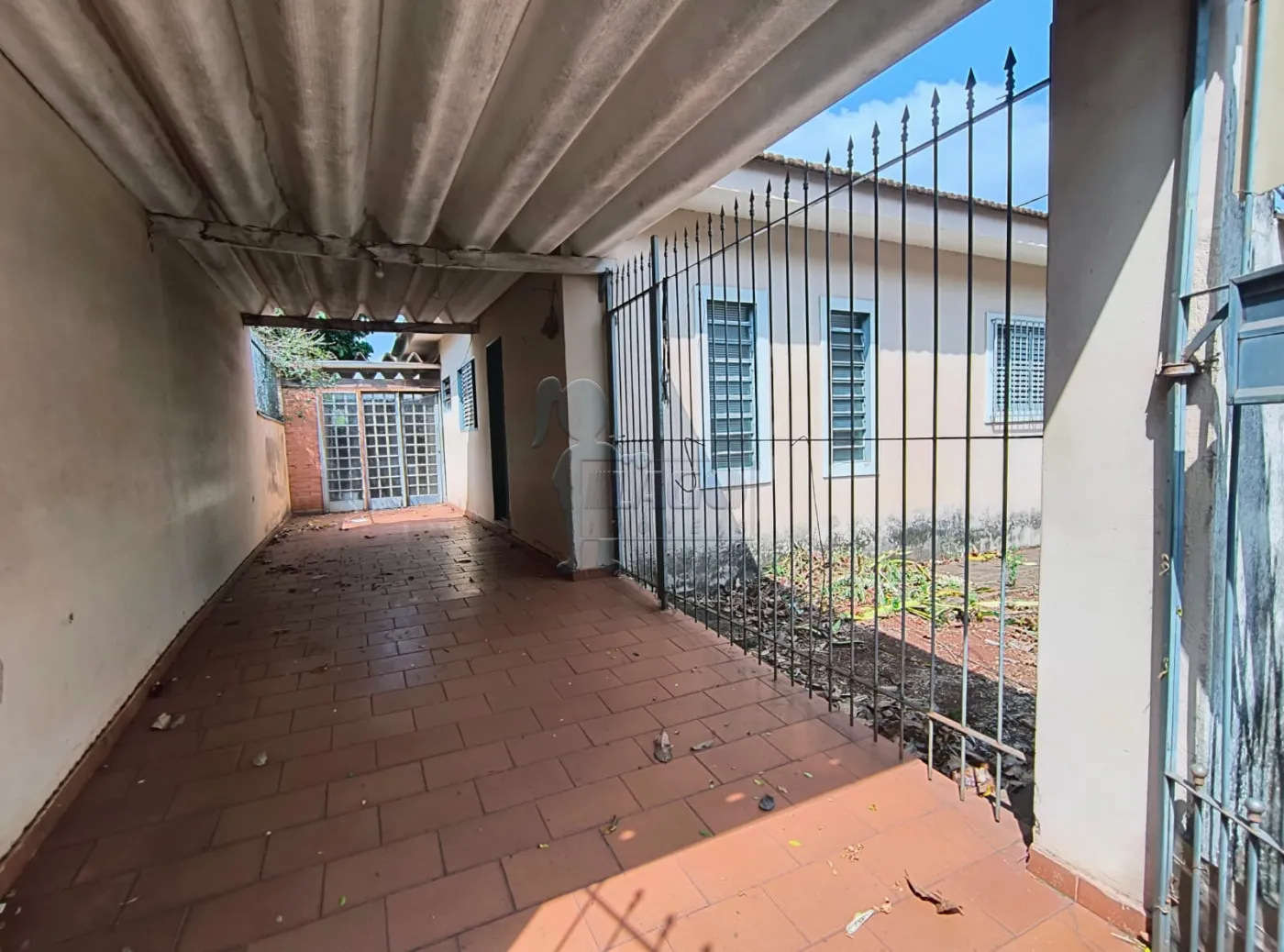 Comprar Casa / Padrão em Ribeirão Preto R$ 550.000,00 - Foto 2