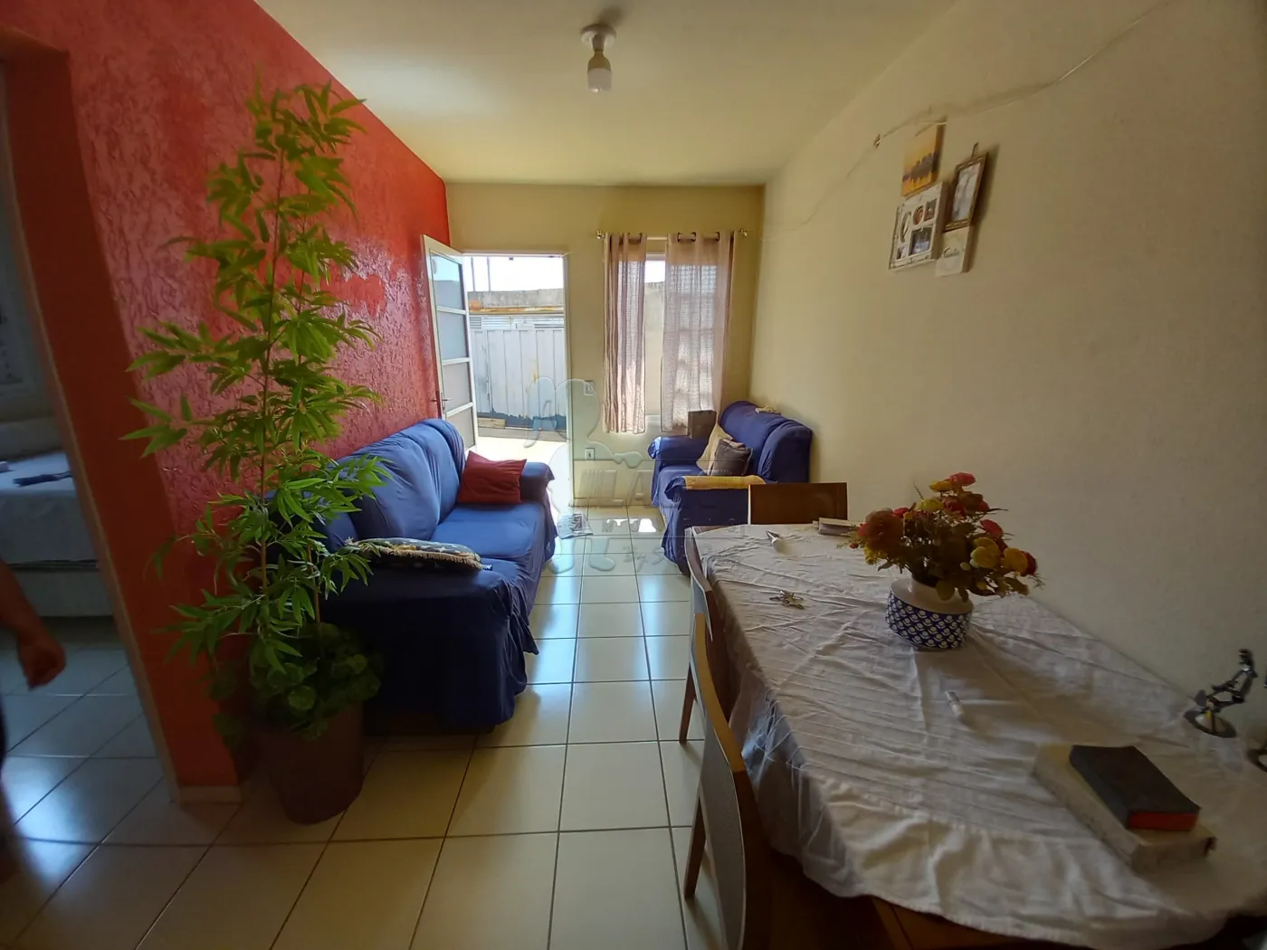 Comprar Casa / Padrão em Ribeirão Preto R$ 235.000,00 - Foto 2