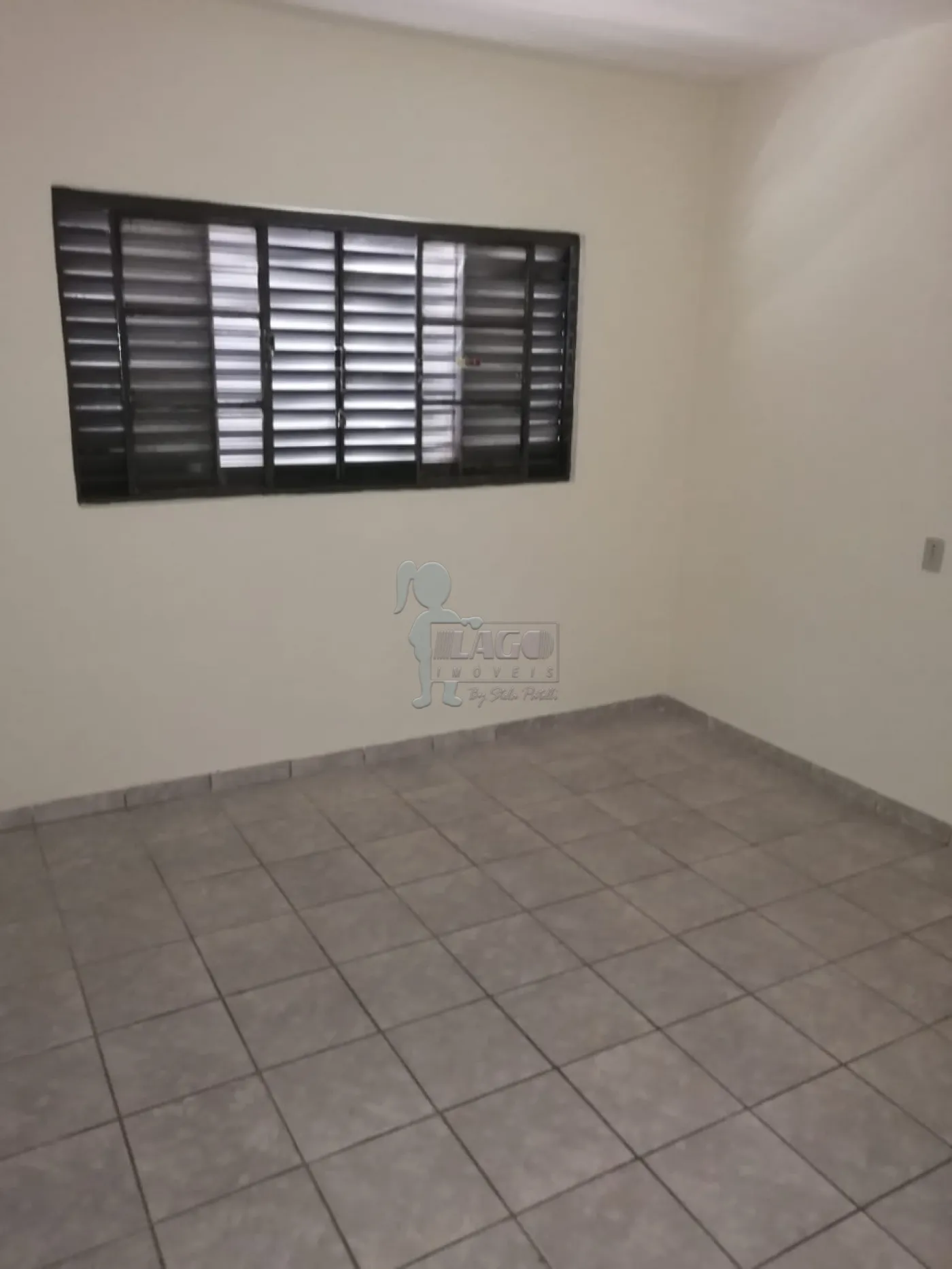 Alugar Casa / Padrão em Ribeirão Preto R$ 1.300,00 - Foto 3