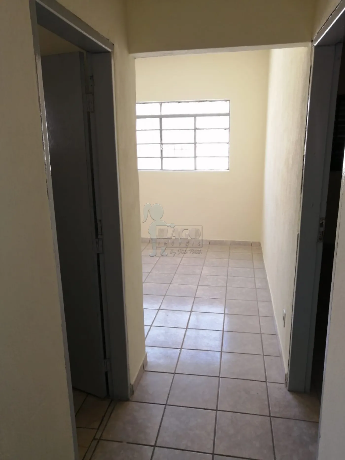 Alugar Casa / Padrão em Ribeirão Preto R$ 1.300,00 - Foto 1