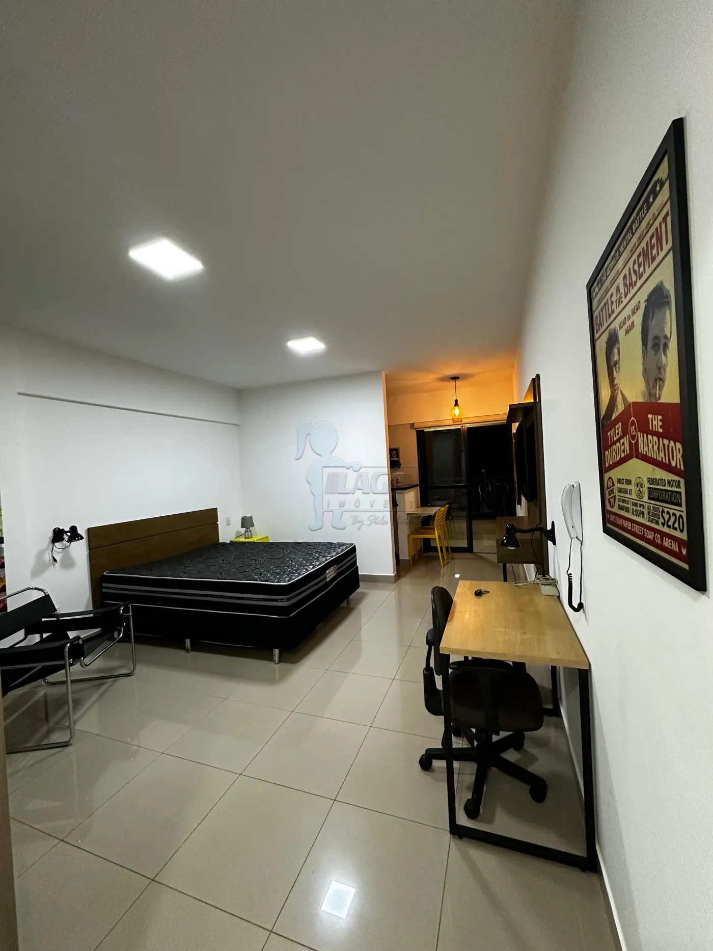 Alugar Apartamento / Padrão em Ribeirão Preto R$ 1.900,00 - Foto 2