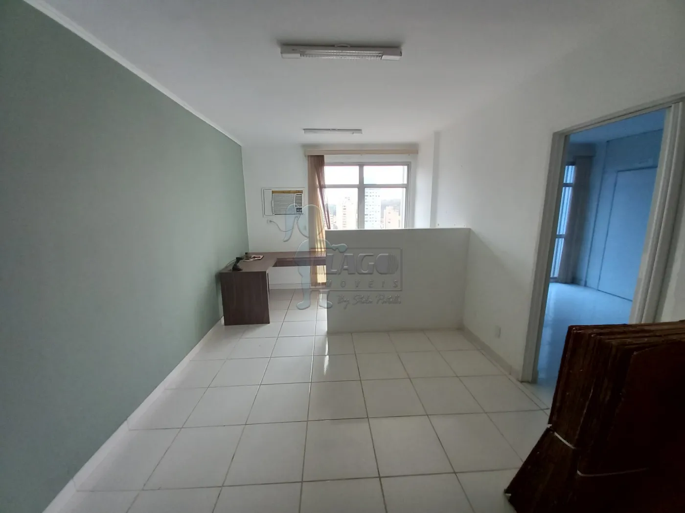 Alugar Comercial condomínio / Sala comercial em Ribeirão Preto R$ 2.000,00 - Foto 2