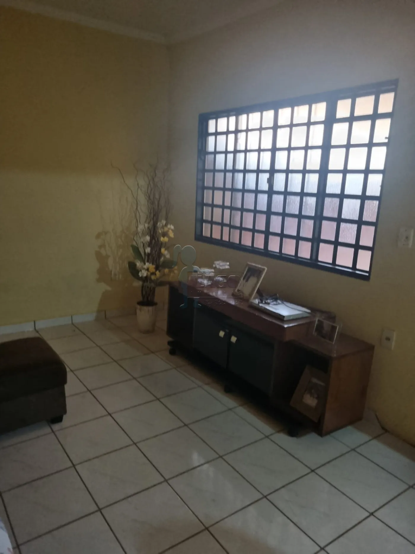 Comprar Casa / Padrão em Ribeirão Preto R$ 360.000,00 - Foto 2