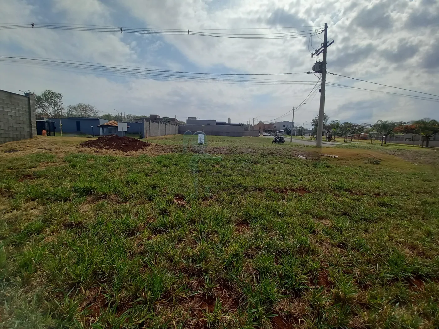 Comprar Terreno / Condomínio em Bonfim Paulista R$ 180.000,00 - Foto 3