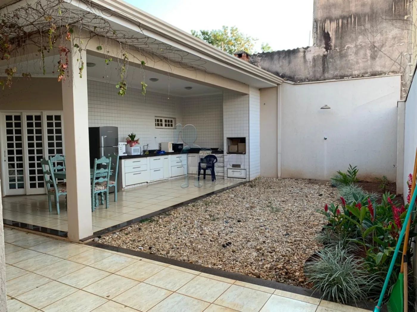 Comprar Casa / Padrão em Ribeirão Preto R$ 1.250.000,00 - Foto 2