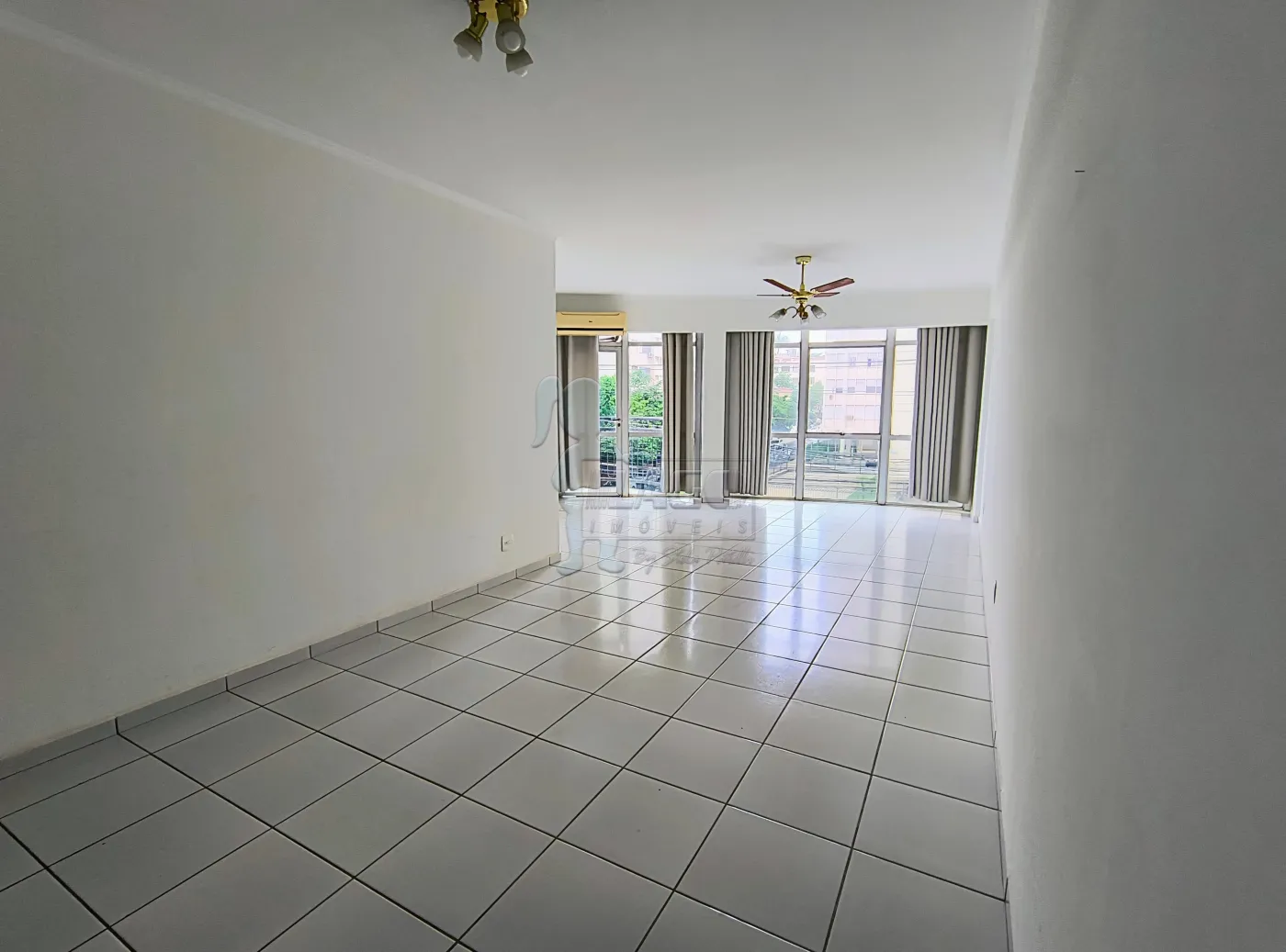 Comprar Apartamento / Padrão em Ribeirão Preto R$ 330.000,00 - Foto 4