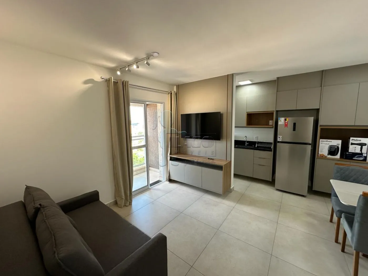 Alugar Apartamento / Padrão em Ribeirão Preto R$ 4.730,00 - Foto 2