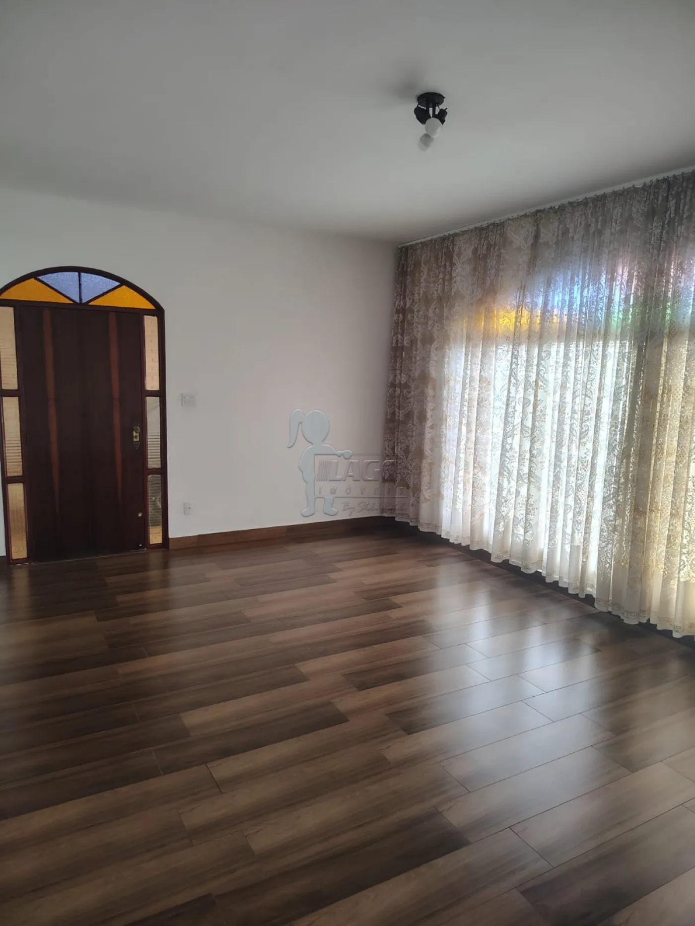 Alugar Casa / Padrão em Ribeirão Preto R$ 3.200,00 - Foto 1