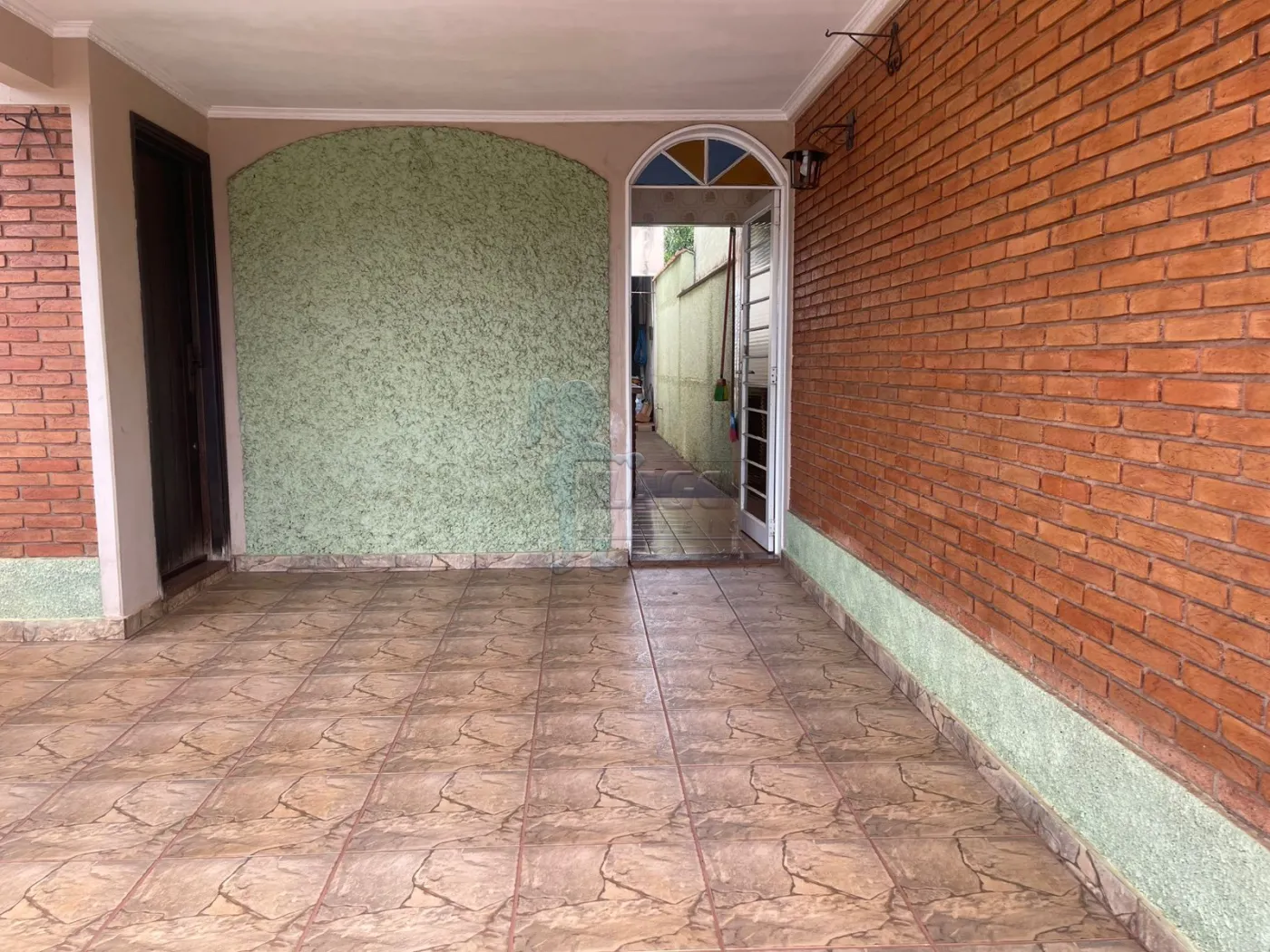 Comprar Casa / Padrão em Ribeirão Preto R$ 430.000,00 - Foto 2