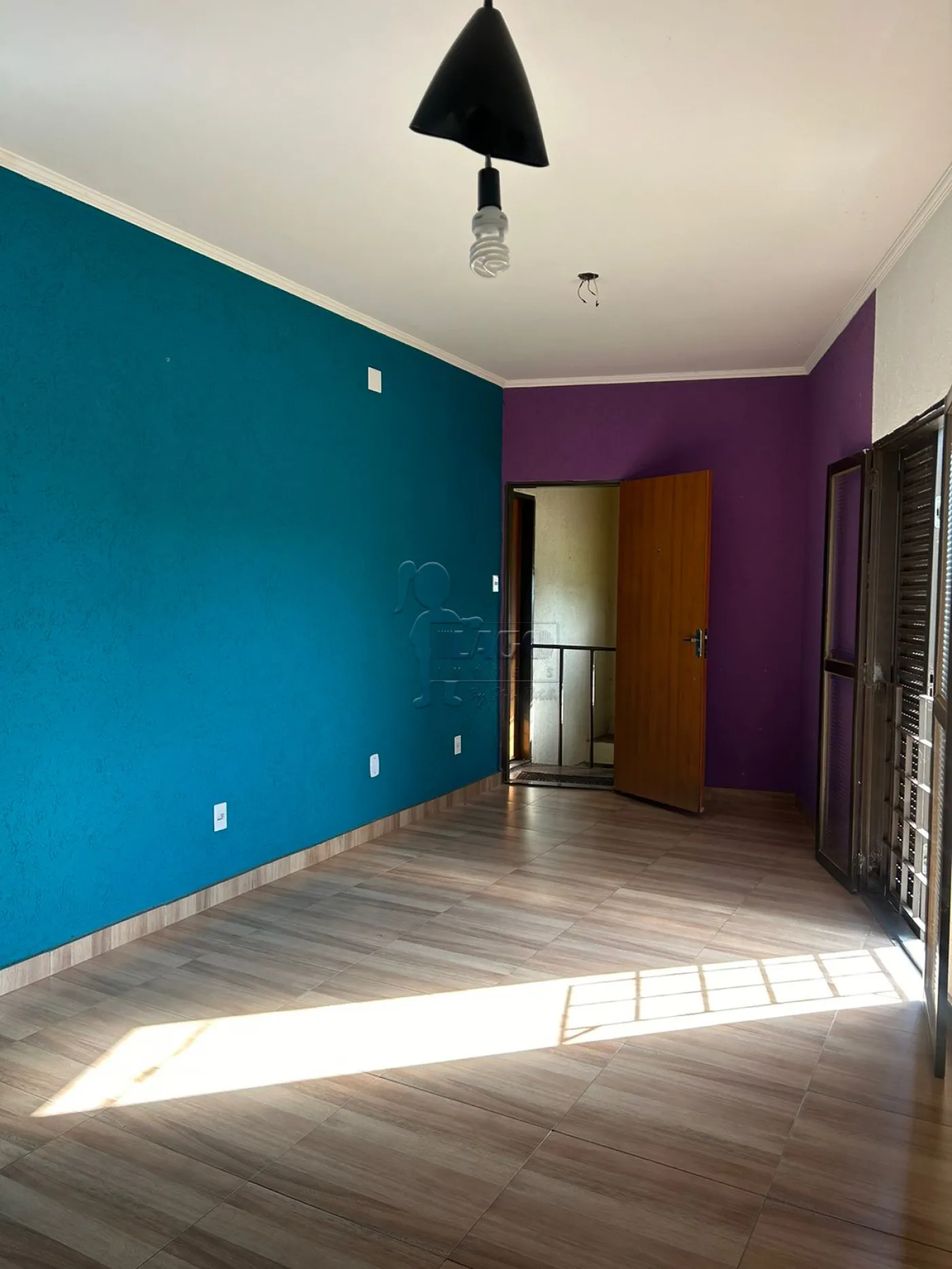 Alugar Comercial condomínio / Sala comercial em Ribeirão Preto R$ 700,00 - Foto 1