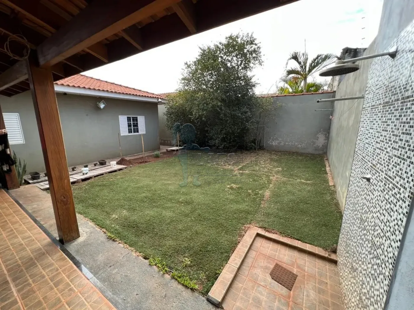 Comprar Casa / Padrão em Ribeirão Preto R$ 390.000,00 - Foto 1