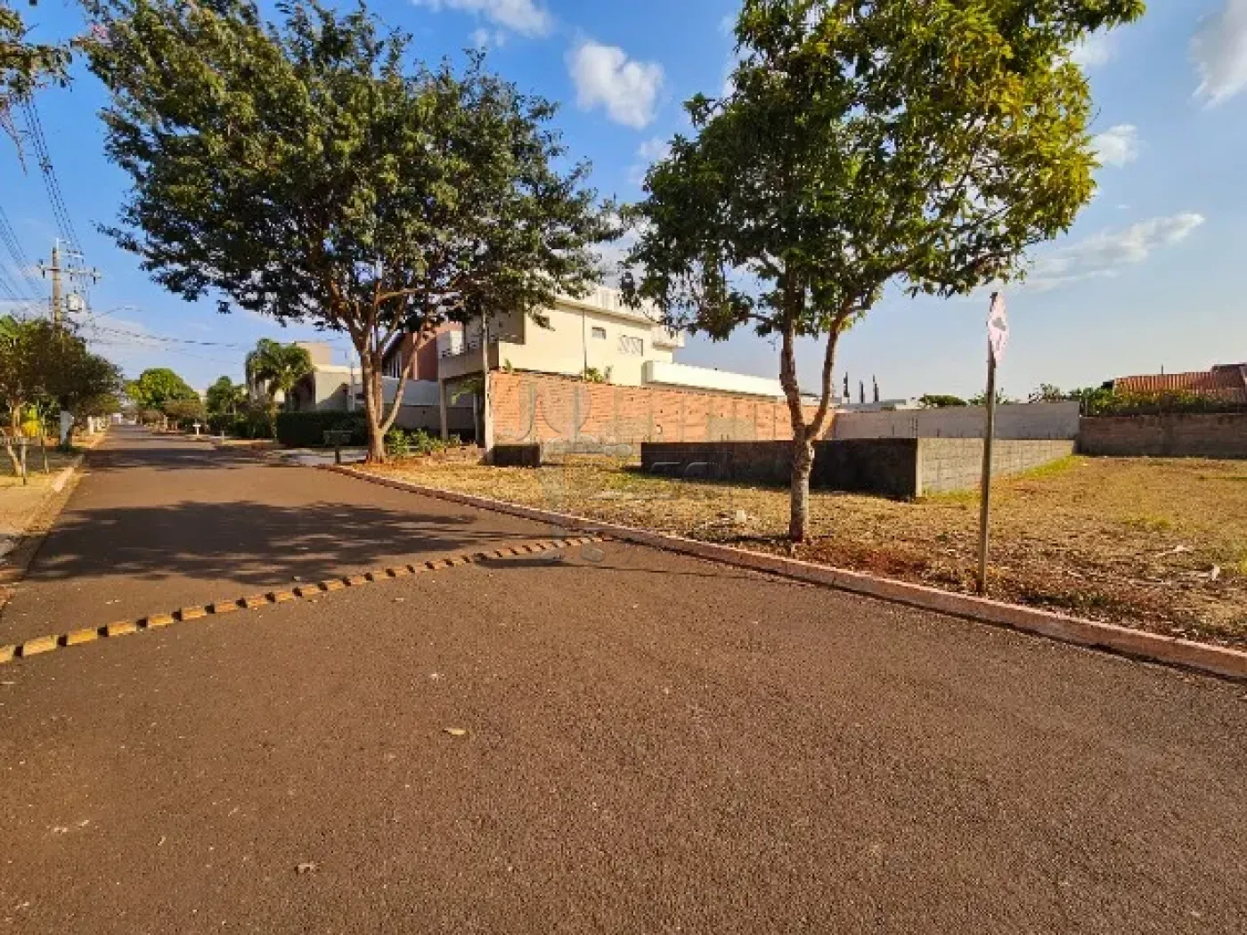 Comprar Terreno / Condomínio em Cravinhos R$ 300.000,00 - Foto 4