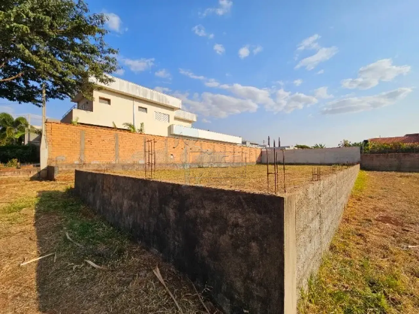 Comprar Terreno / Condomínio em Cravinhos R$ 300.000,00 - Foto 5