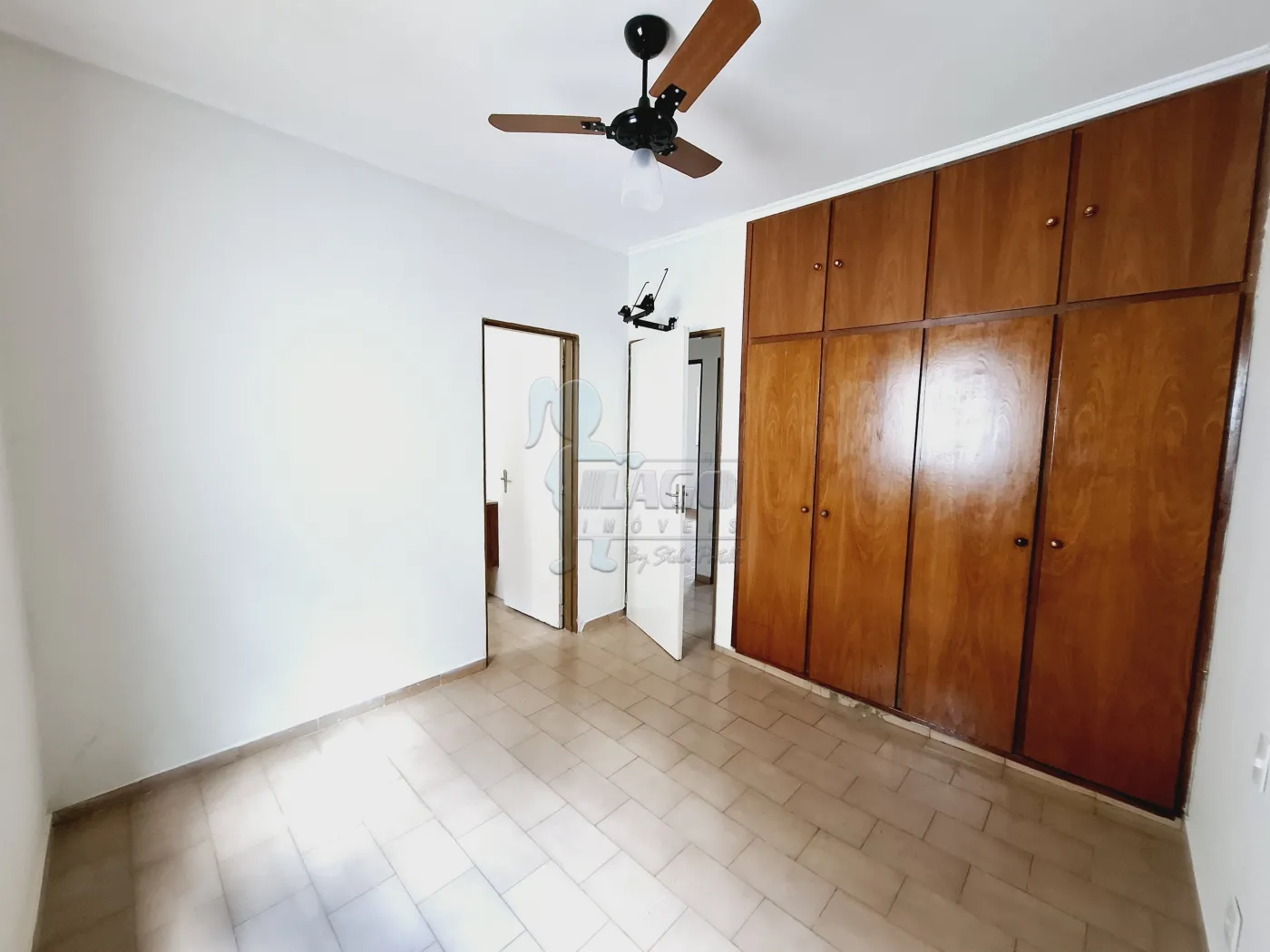 Alugar Casa / Padrão em Ribeirão Preto R$ 1.400,00 - Foto 11