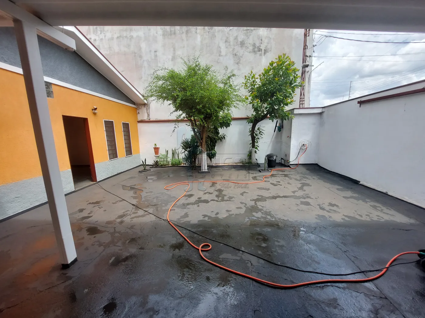 Comprar Casa / Padrão em Ribeirão Preto R$ 309.000,00 - Foto 2