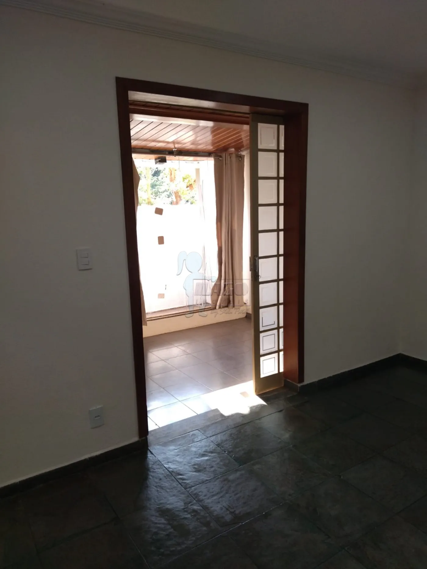 Alugar Apartamento / Padrão em Ribeirão Preto R$ 1.300,00 - Foto 1