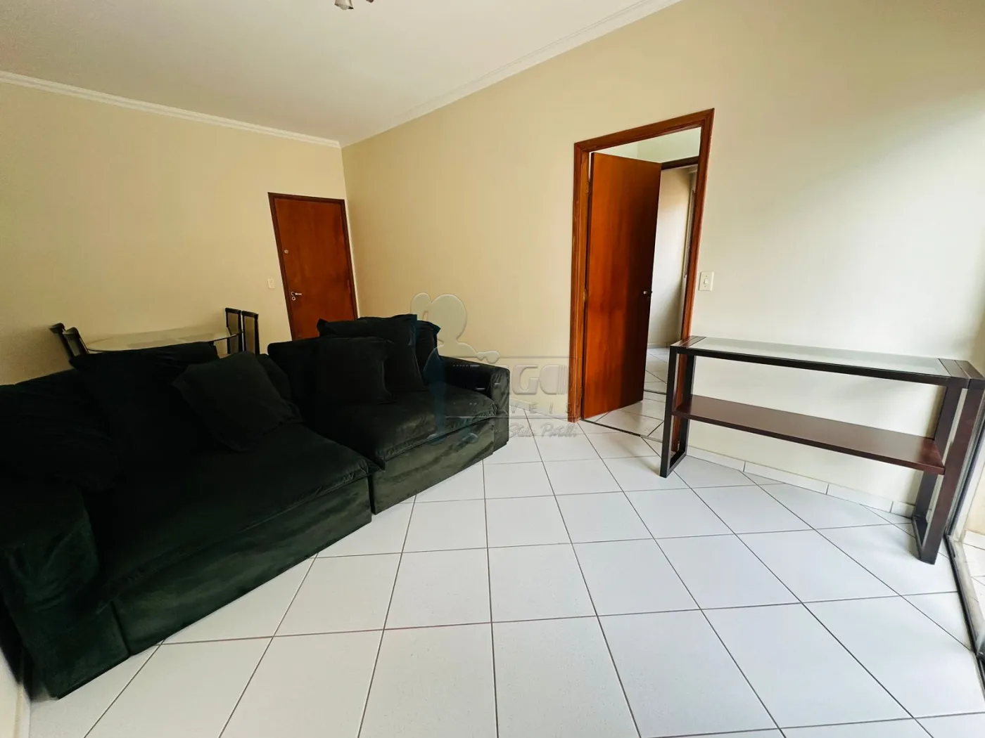 Alugar Apartamento / Padrão em Ribeirão Preto R$ 1.400,00 - Foto 1