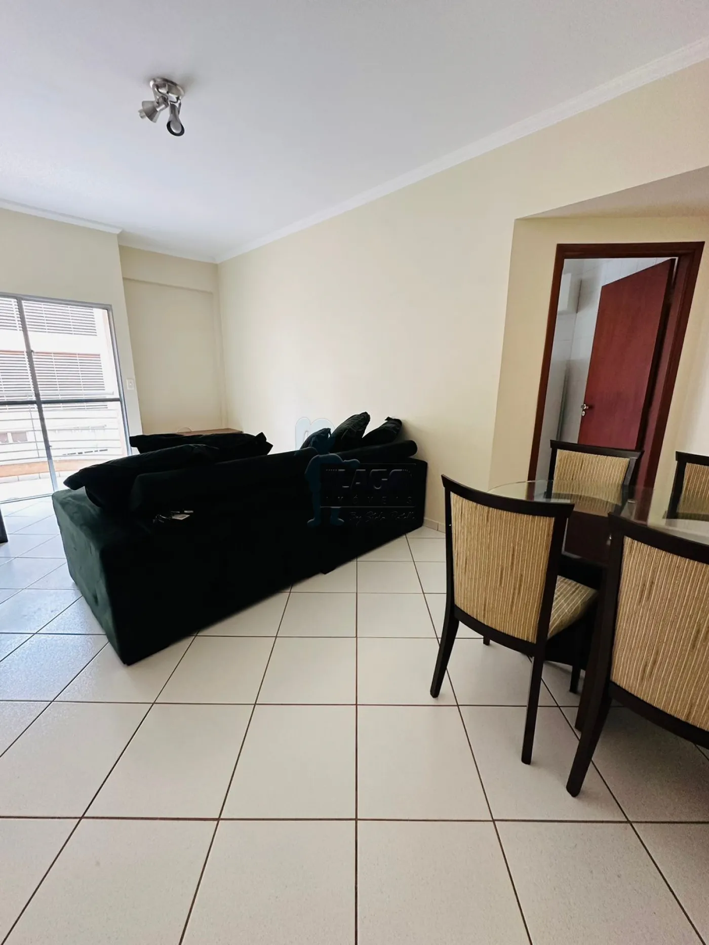 Alugar Apartamento / Padrão em Ribeirão Preto R$ 1.400,00 - Foto 3