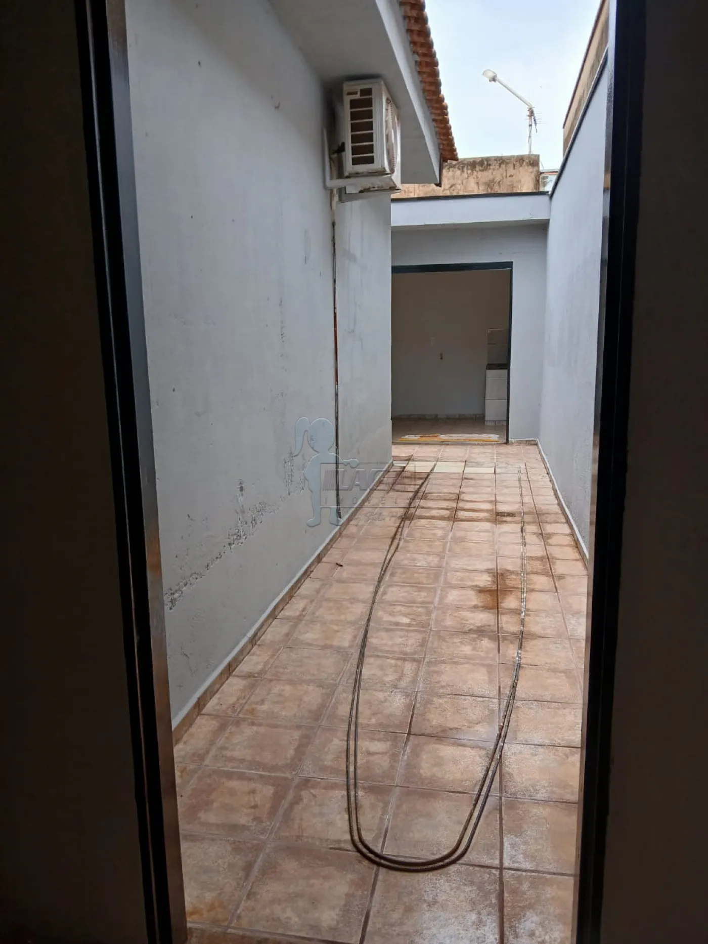 Alugar Casa / Padrão em Ribeirão Preto R$ 1.500,00 - Foto 13