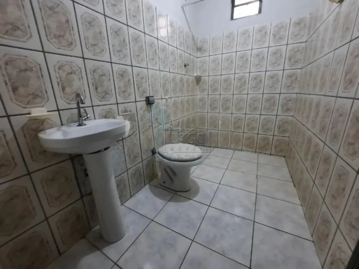 Alugar Casa / Padrão em Ribeirão Preto R$ 1.250,00 - Foto 9