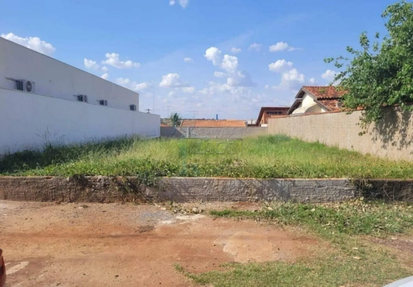 Comprar Terreno / Padrão em Ribeirão Preto R$ 600.000,00 - Foto 1