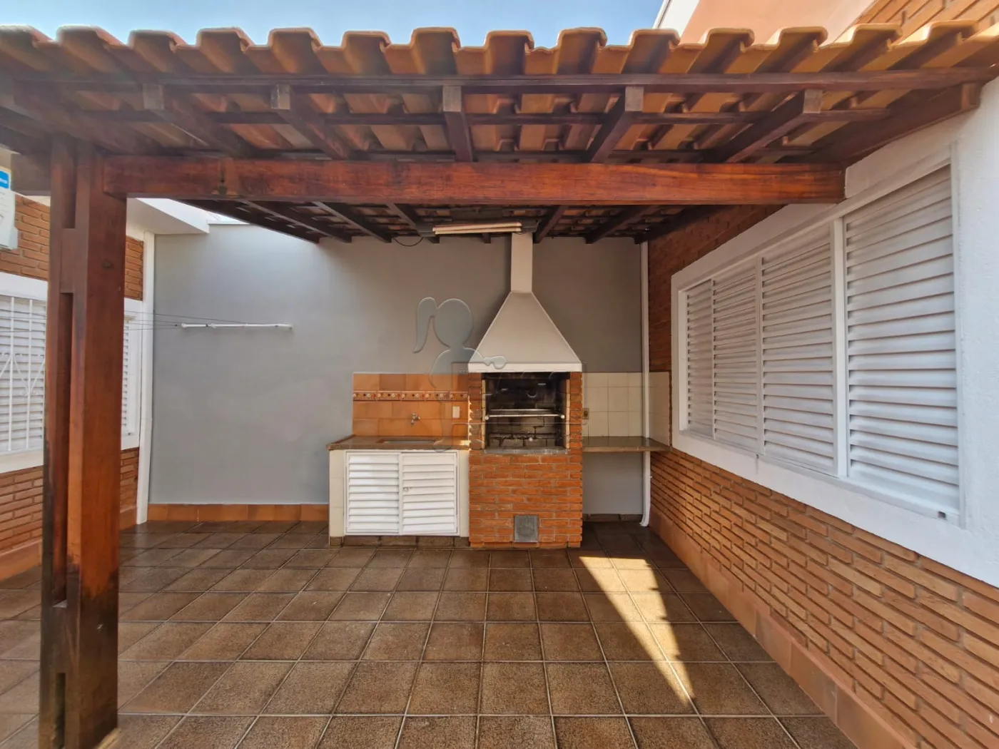 Comprar Casa / Padrão em Ribeirão Preto R$ 550.000,00 - Foto 1