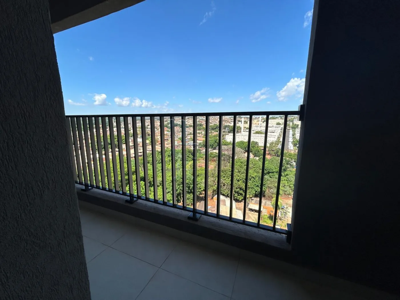 Alugar Apartamento / Padrão em Ribeirão Preto R$ 2.400,00 - Foto 5