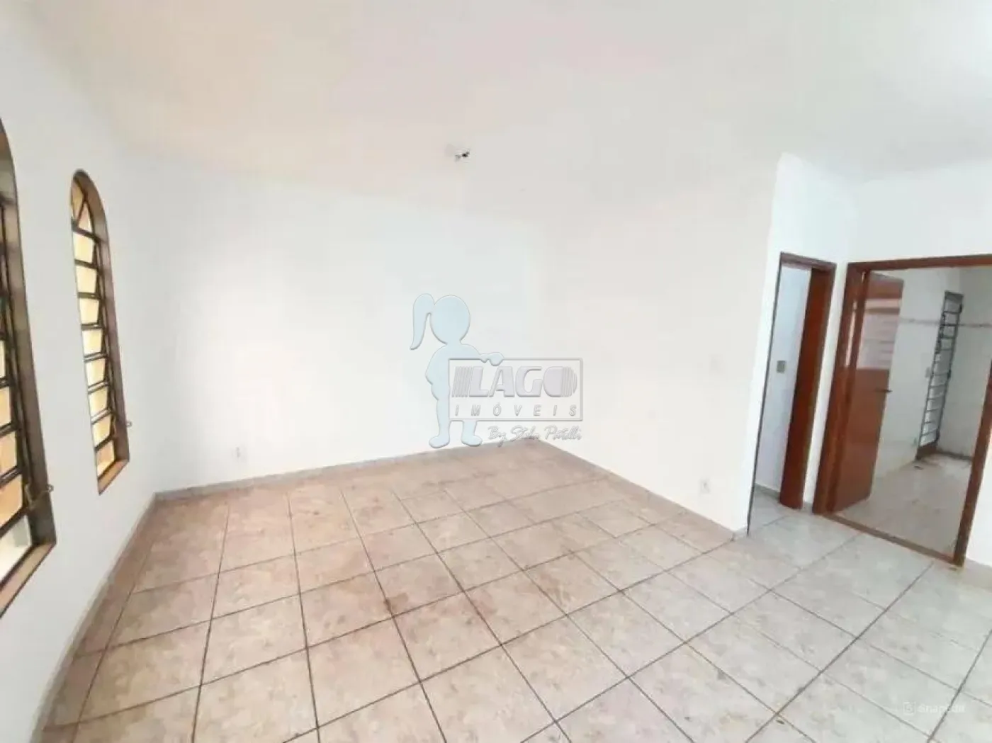 Alugar Casa / Padrão em Ribeirão Preto R$ 1.980,00 - Foto 1