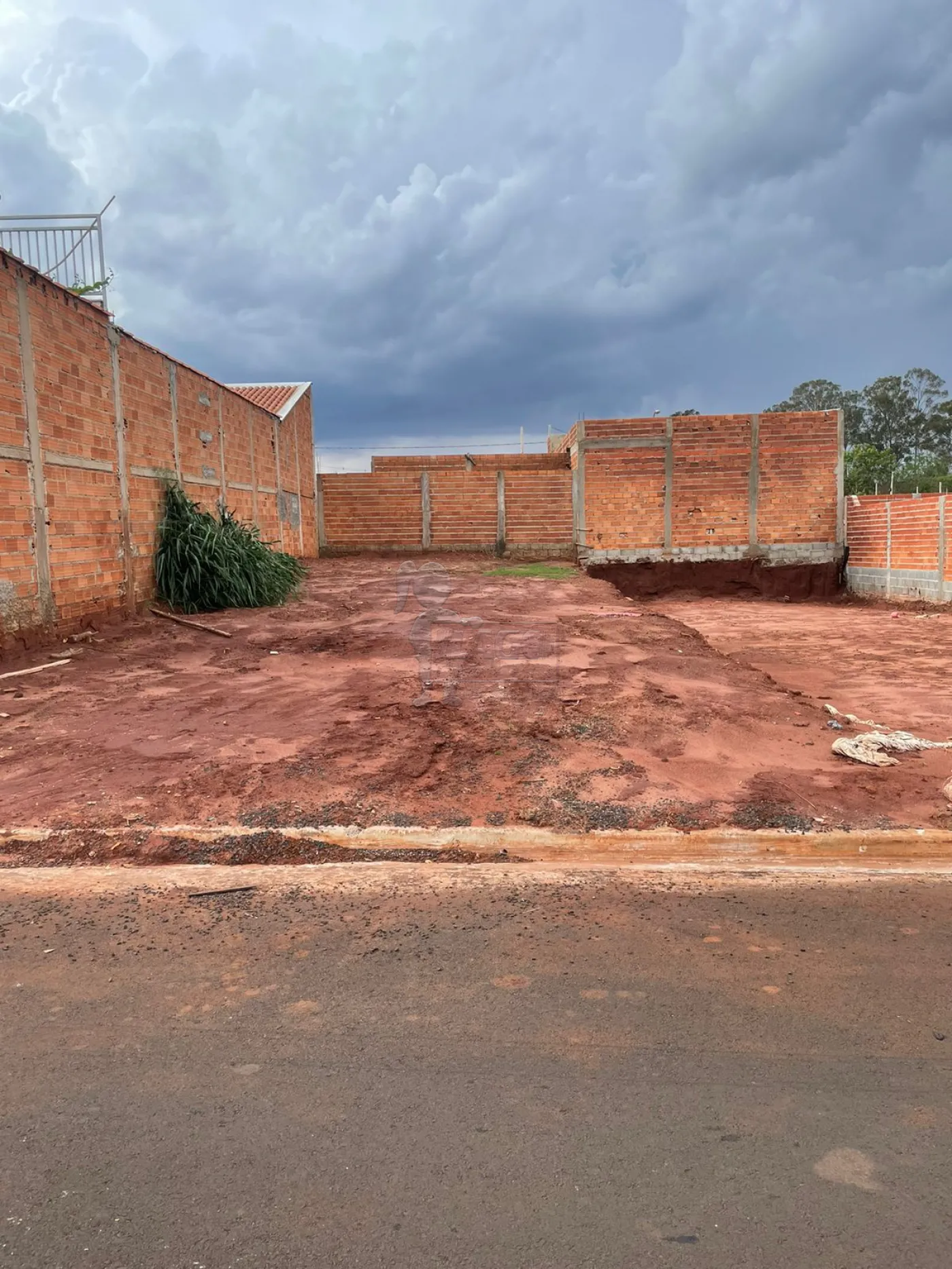 Comprar Terreno / Padrão em Ribeirão Preto R$ 85.000,00 - Foto 4